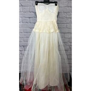 Vintage 50's Lace and Tulle Wedding Dress